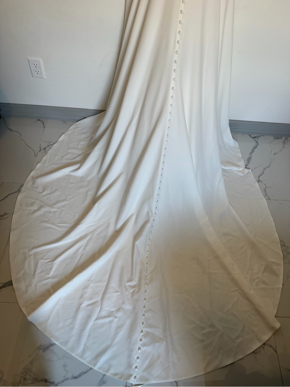 Allure Bridal A1169 Wedding Dress Size 10 Ivory Pearl Beade Mermaid Gown unworn - Picture 13 of 13